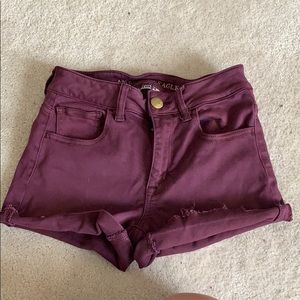 High-rise reddish/purpleish shorts